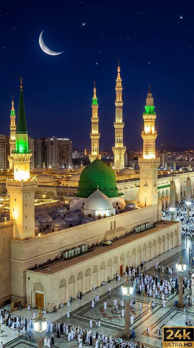 khan21191's tweet photo. ساری مخلوقات کے سردار ہیں میرے حضورؐ
بعدِ محشر بھی جلیں گے اُنؐ کے قدموں کے چراغ
صلی اللہ علیہ وآلہ وسلم https://t.co/wmpkMTaOaF