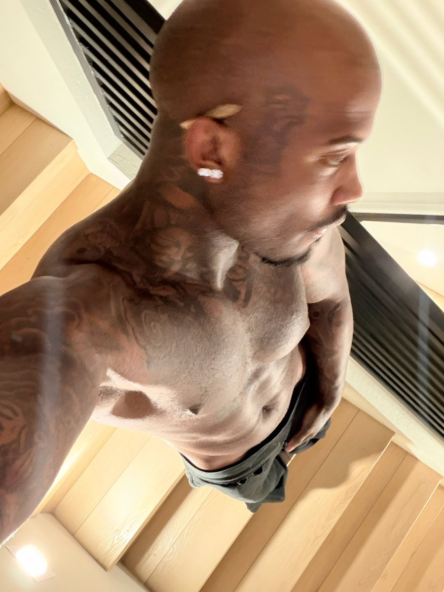 calvyn_james's tweet photo. https://t.co/8bA5ty1W6T bundle is up now free to subscribe 40 nasty full long videos for 15 💙💙🩵🩵🩵💦💦💦💦💦 https://t.co/bgwIY29V1w