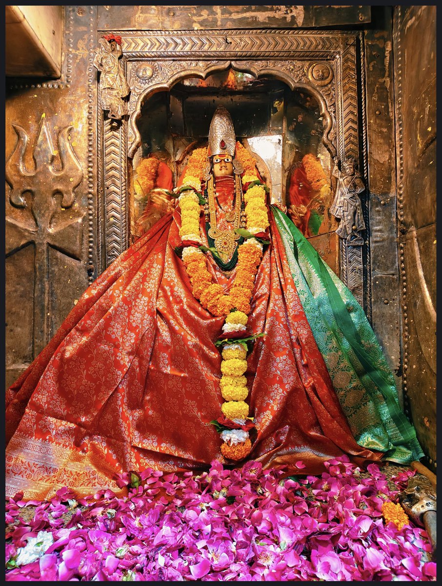 12Jyotirling's tweet photo. श्री ॐकारेश्वर ज्योतिर्लिंग मंगला आरती श्रृंगार | 09.09.2026

Shri Omkareshwar Jyotirlinga Mangala Aarti Shringar | 09.09.2026 https://t.co/MqfRi2onl3