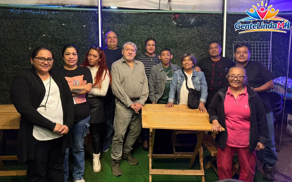 GenteLindaMH's tweet photo. ¡Gente Linda sigue creciendo!

Damos la bienvenida a nuevos integrantes de Gente Linda y Acción Nacional en San Miguel Chapultepec.
Gracias a Luis E. por recibirnos y compartir este espacio de encuentro y convivencia.

#GenteLinda
#AcciónNacional
#panmiguelhidalgo https://t.co/eC0Qrpa6Zo