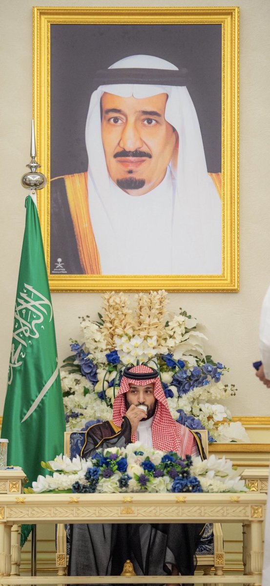 A_aljbare's tweet photo. العين دون العين والسن بالسن
قومت  يالحوثي .. عليك القيامه

والله لو  تسوي تحالف مع الجن
الحل  بالمصمك وقصر اليمامه

#السعودية_خط_احمر #الكويت_السعودية
#محمد_بن_سلمان https://t.co/MQMGgI19W5