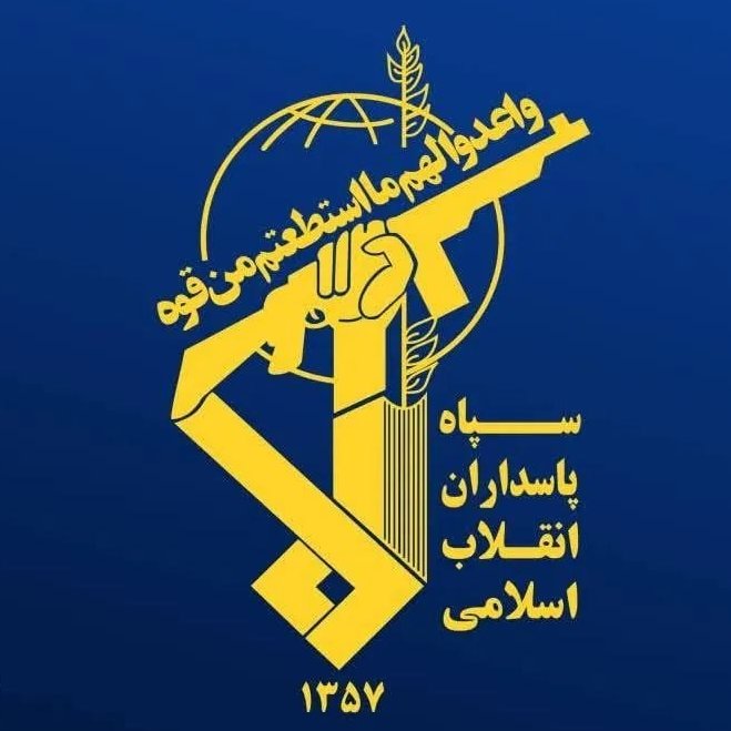 raaznewsen's tweet photo. 🚨🚨 #BREAKING: IRGC says it struck 2 U.S. vessels, 8 oil tankers and 10 ships trying to cross a restricted zone in the Strait of Hormuz 🇮🇷❌🇺🇸 

⚡ Iran’s Guards said the attacks were retaliation for a U.S. strike on 5 Iranian tankers in the Persian Gulf.

#BreakingNews #Hormuz #IRGC #USIranWar #Oil #PersianGulf #MiddleEast #tankers