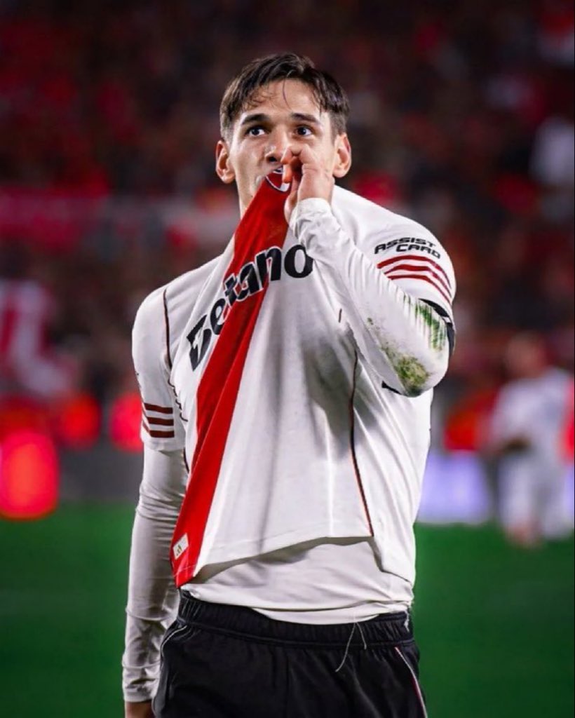 CarpetaMillo_'s tweet photo. El principal responsable de este presente de River y responsable también de que Boca vaya a salir campeón de todo https://t.co/a3oj4G5gKS
