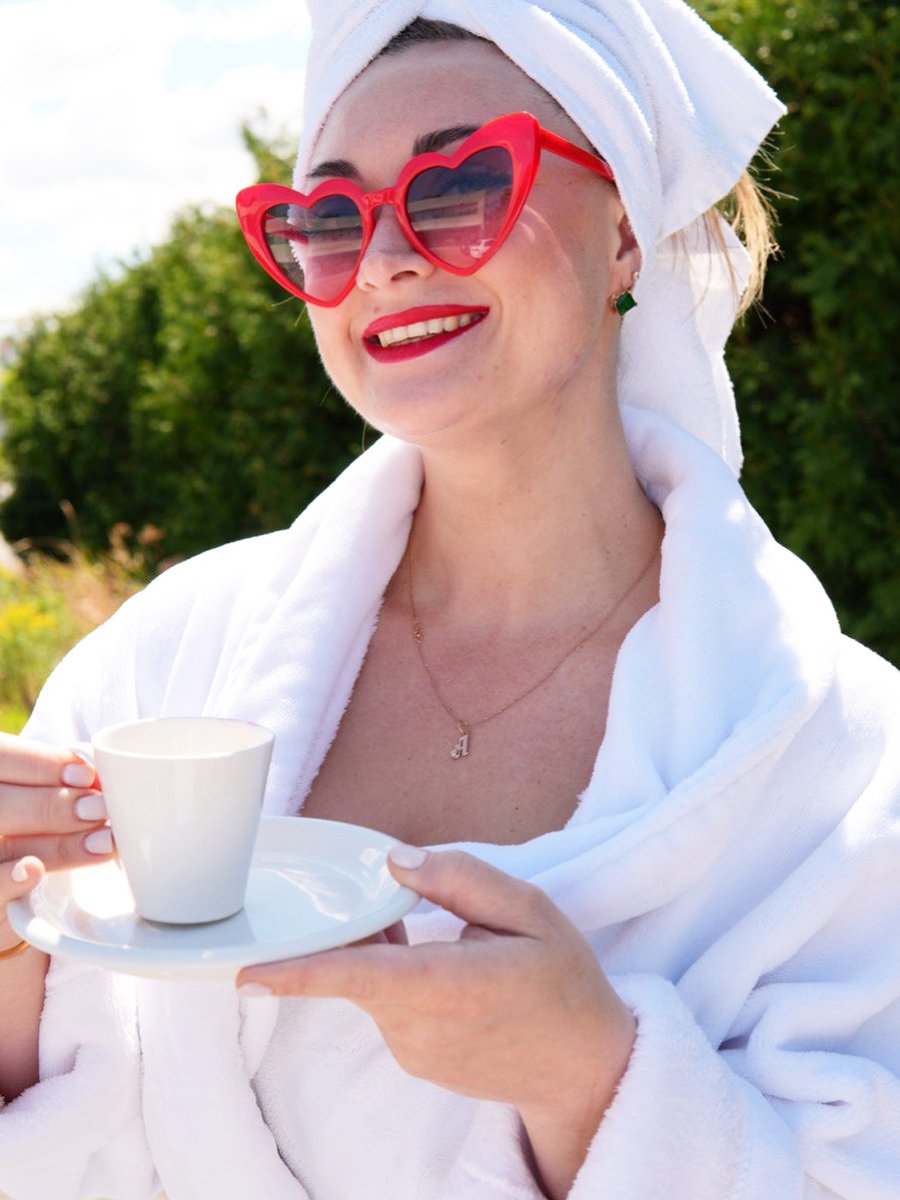 Turnedbertie's tweet photo. Robe on. Coffee strong. https://t.co/bblGSLXkNy