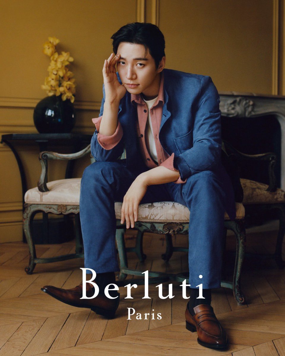 le2jh_vicky's tweet photo. @berluti 260908  17:52:28  @berluti instagram 광고

벨루티의 새로운 캠페인 'La Masion'. 메종이 바라본 우아한 남성의 초상.

https://t.co/r9IKGpEQ1Z

#이준호 #LEEJUNHO
#벨루티 #BERLUTI
#LaMaison campaign https://t.co/pTa2vnyNdw