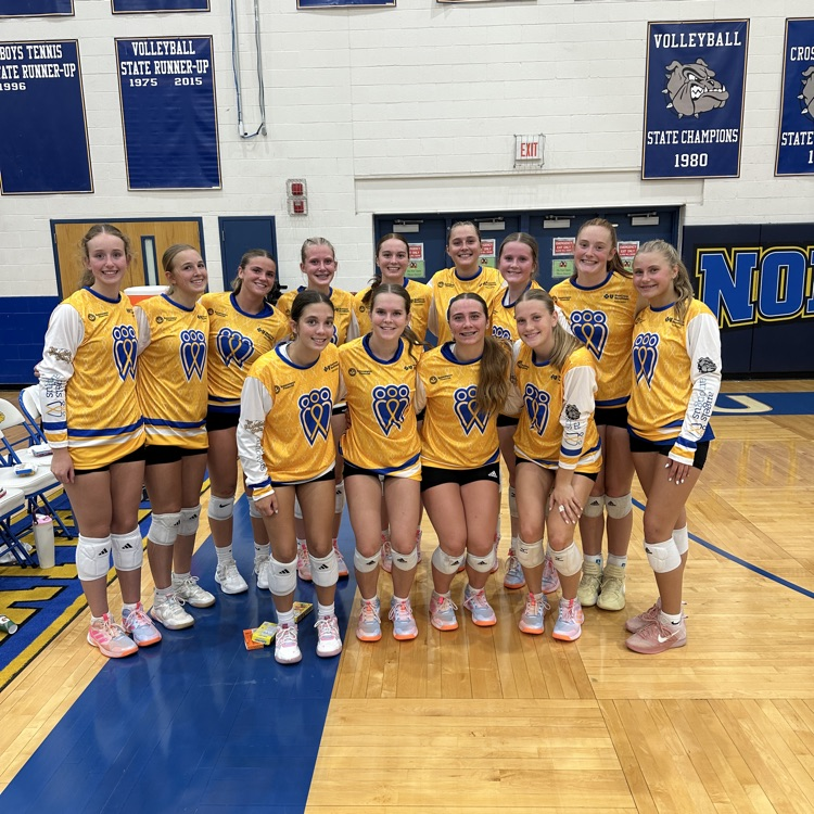 nphs_bulldogs's tweet photo. Varsity volleyball battles through some tough sets but comes up short 19-25 25-15 23-25 16-25. Way to fight, ladies! #GoGold #VolleyballState #GoGoldNebraska https://t.co/nNVmbdGWec