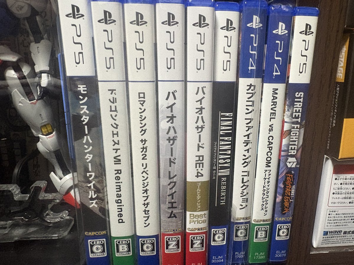 jujubeWind's tweet photo. PS5買ってから約3ヶ月。
やりたいけど、PS5買えなくて出来てなかったゲーム買い漁り、FF7Rから始まり、ちょいちょい格ゲー挟みながら、バイオハザードヴィレッジ、レクイエムをやって、今RE:4をやってる途中。流石に無限武器手に入れるまでやってる余裕はないかな😓
次何やろうかな😅 https://t.co/2EoLl9dqC8