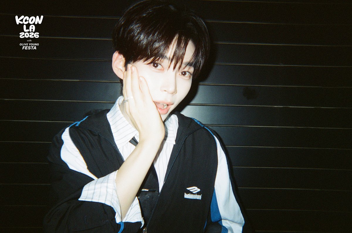 KCON_official tweet picture