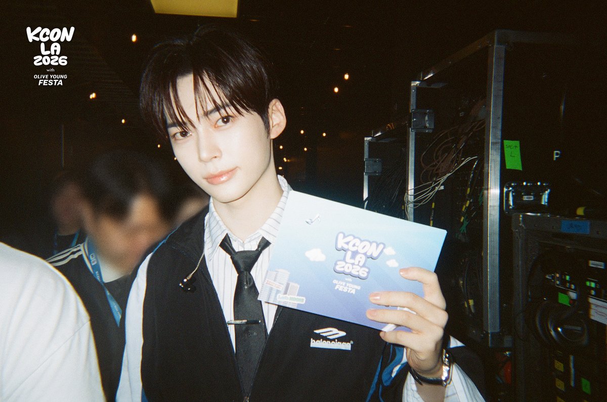 KCON_official tweet picture