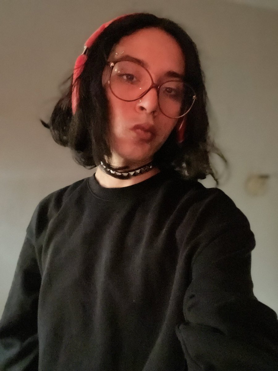 Maple_Bloods's tweet photo. Does anyone wanna take me to Baseline Books in San Bernardino?  🤭 hmu #sissy #femboy https://t.co/M9Masw1sDU