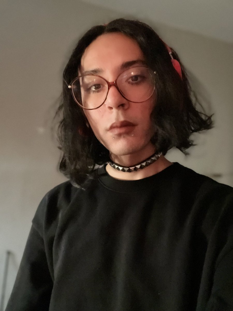 Maple_Bloods's tweet photo. Does anyone wanna take me to Baseline Books in San Bernardino?  🤭 hmu #sissy #femboy https://t.co/M9Masw1sDU
