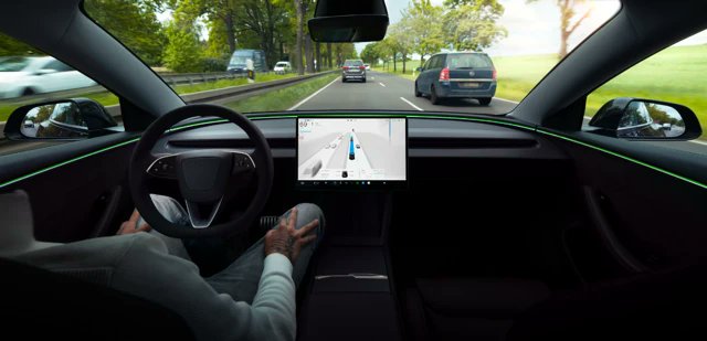 robohorizon's tweet photo. 欧州で新しいロボタクシーサービスが正式に開始されました。運転するロボットは1台、それを見守る人間も1人。これを進歩と呼びましょう。 https://t.co/4ijAHThRja