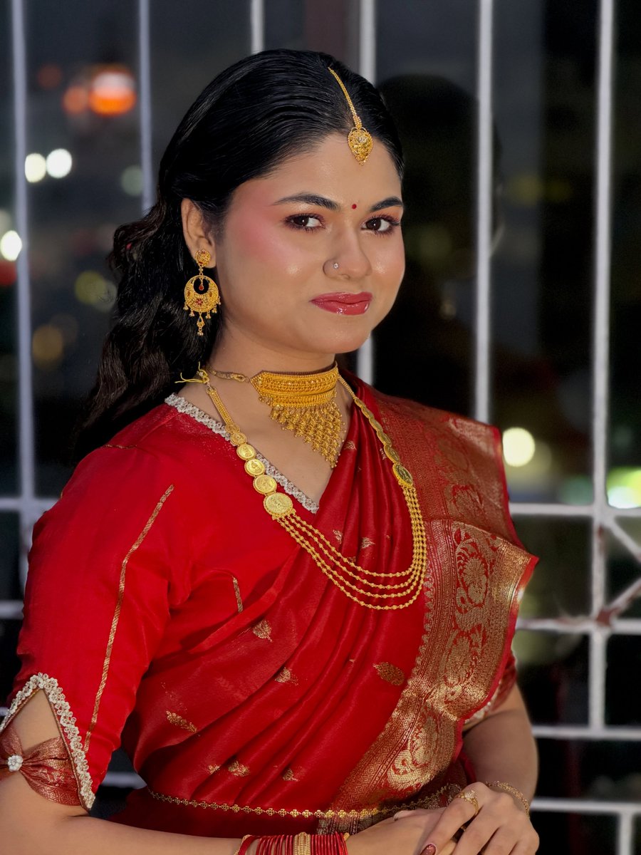 seldacantemur1's tweet photo. MAKEUP BY BISWAJIT 
Bridal bookings open for 2026–2027 
Contact for bookings: 7439331014 (Call/WhatsApp) https://t.co/ygOmqexxIZ