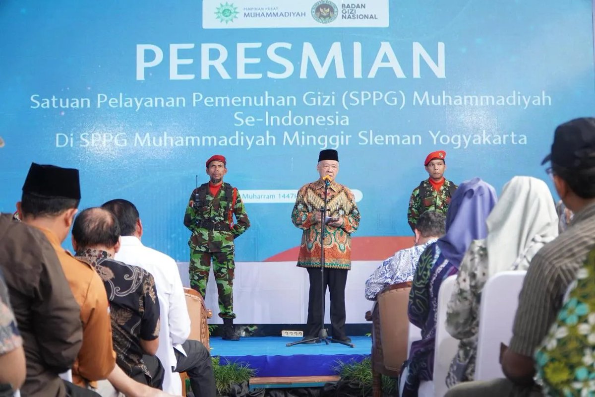 keluhkesahkonoh's tweet photo. TOP 5 yayasan pemilik dapur SPPG:

Yayasan Kemala Bhayangkari: 1.415 dapur
Persyarikatan Muhammadiyah: 300 dapur
Yayasan Manunggal Kartika Jaya (milik TNI AD): 452 dapur, target 2.000 dapur
Yayasan Pengembangan Potensi Sumber Daya Pertahanan (milik Kemhan): 90+ dapur
Yayasan Adi Upaya (milik TNI AU): 80 dapur, target 100 dapur

pemiliknya ngeri-ngeri 😭 pantesan udah ribuan korban keracunan, tapi sampai sekarang 0 tersangka.