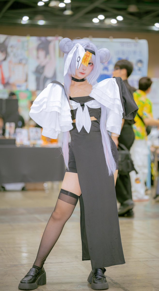Nara_BBMP's tweet photo. 블루 아카이브 | Blue Archive | ブルーアーカイブ

프라나 (할로윈) | Plana (Halloween) | プラナ（ハロウィン）

Model. @maru8zz

2026.08.30 일러스타페스
#BlueArchive #cosplay #コスプレ #일러스타페스13 https://t.co/dBrBHMKthc