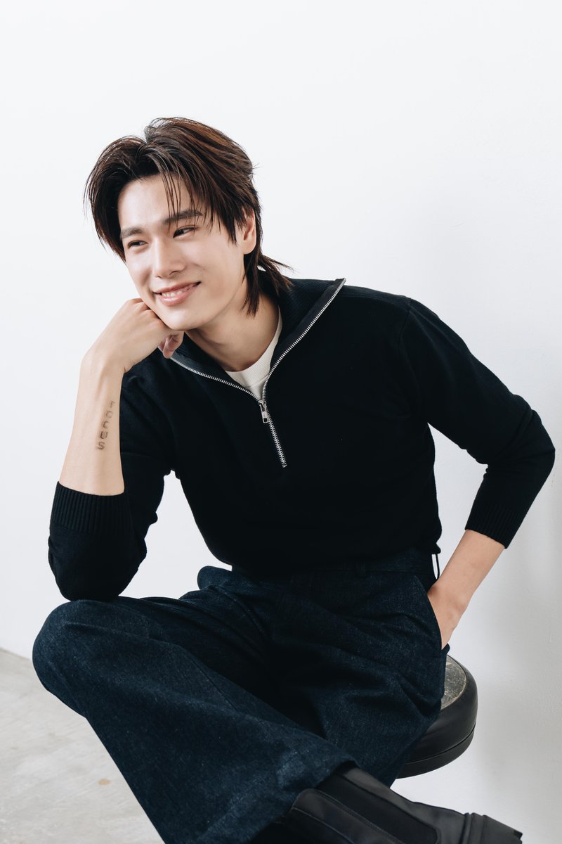 lancometh's tweet photo. 🖤 ช้อป GÉNIFIQUE ULTIMATE SERUM ขนาด 30 มล. รับโฟโต้การ์ดดีไซน์พิเศษ 1 ใบ 

#GenifiqueUltimatexPhuwin 
#LancomeSkincare 
#LancomeThailand
#phuwintang https://t.co/srS6pFFugq