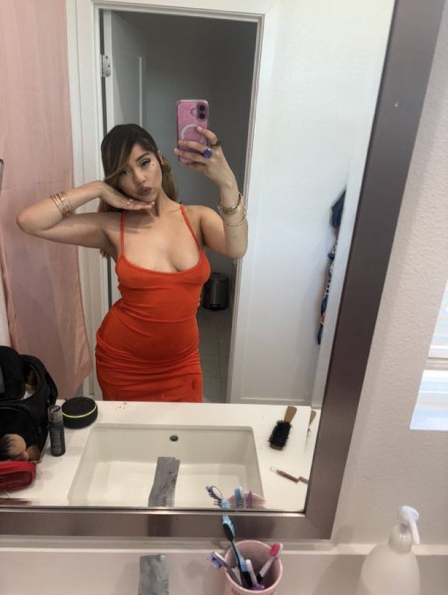 Stef_anie33's tweet photo. Spank me while I bounce on your cock daddy 👅��  who's next ? #sa #fyp #satxgirls #hmu #SATX #SanAntonio210 #viralpost #TXST #ustsa #link https://t.co/eNwpkOZayJ