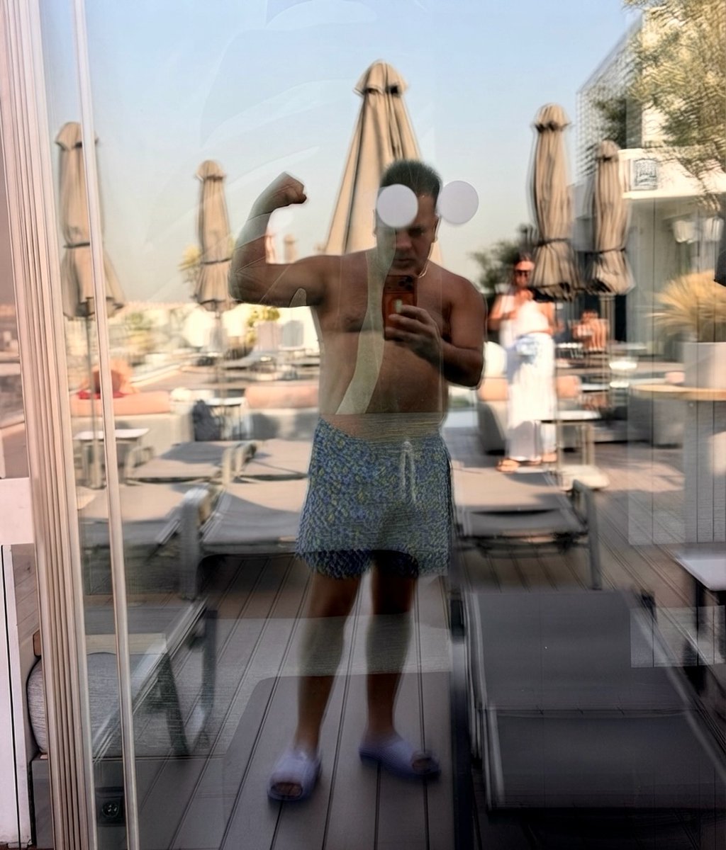 Osiexox's tweet photo. Reflections in dreams https://t.co/eUtykaMzD2