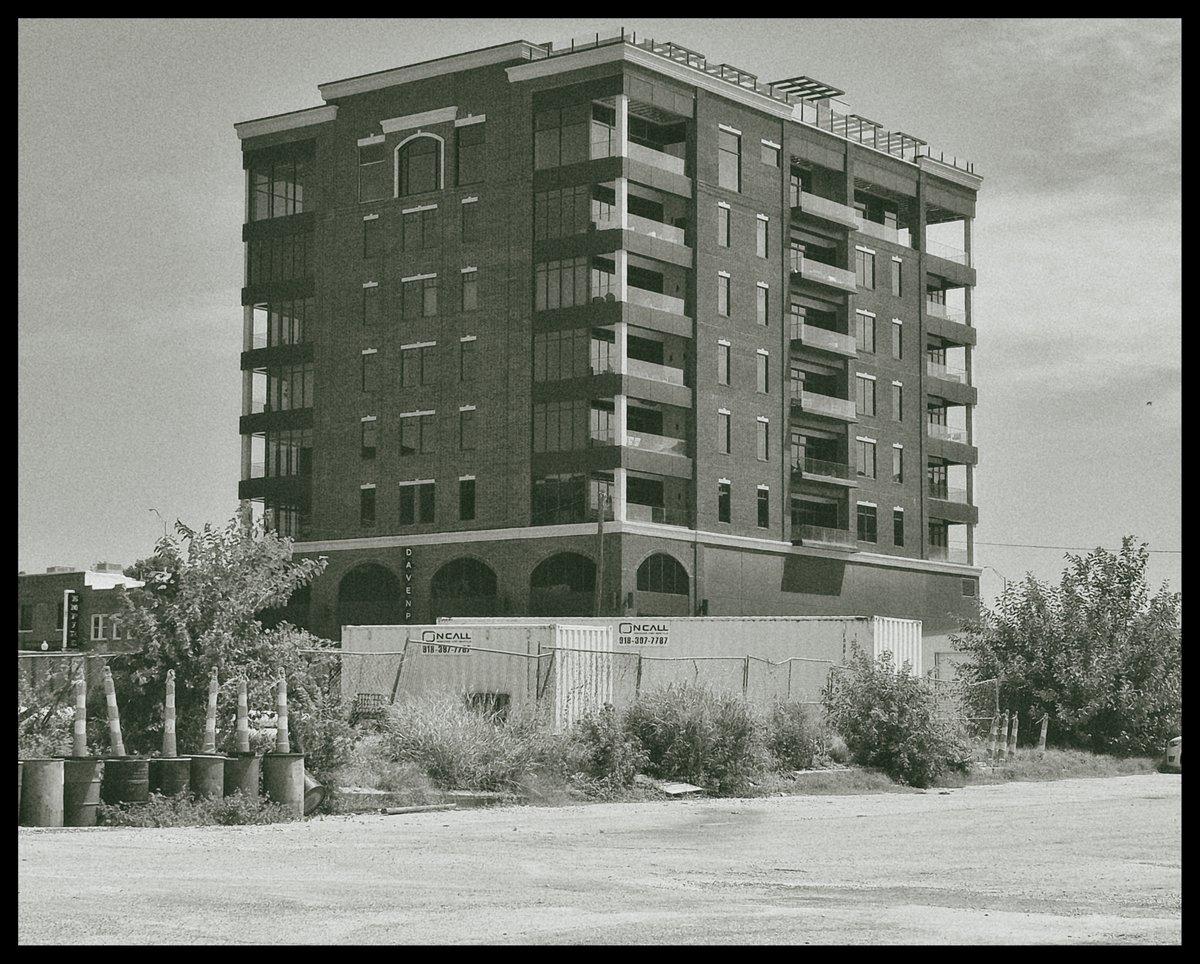 Idle_pht's tweet photo. #photography #photo #nostalgic #urban #city https://t.co/cMcW767jAG