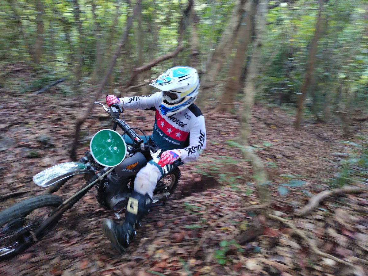 nomozakienduro's tweet photo. エンジョイオフロード2026mini
受付締切(9/15)まで 1週間を切りました！

先週末も  練習に来られてる方が いらっしゃいましたが  気持ち良さそうに走られてました(^o^)

コース難易度は 低めです(林道ツーリング程度)
小さいバイクで 楽しく競えるレースです

初めての方も 大歓迎！ https://t.co/rnRcTXr5WV