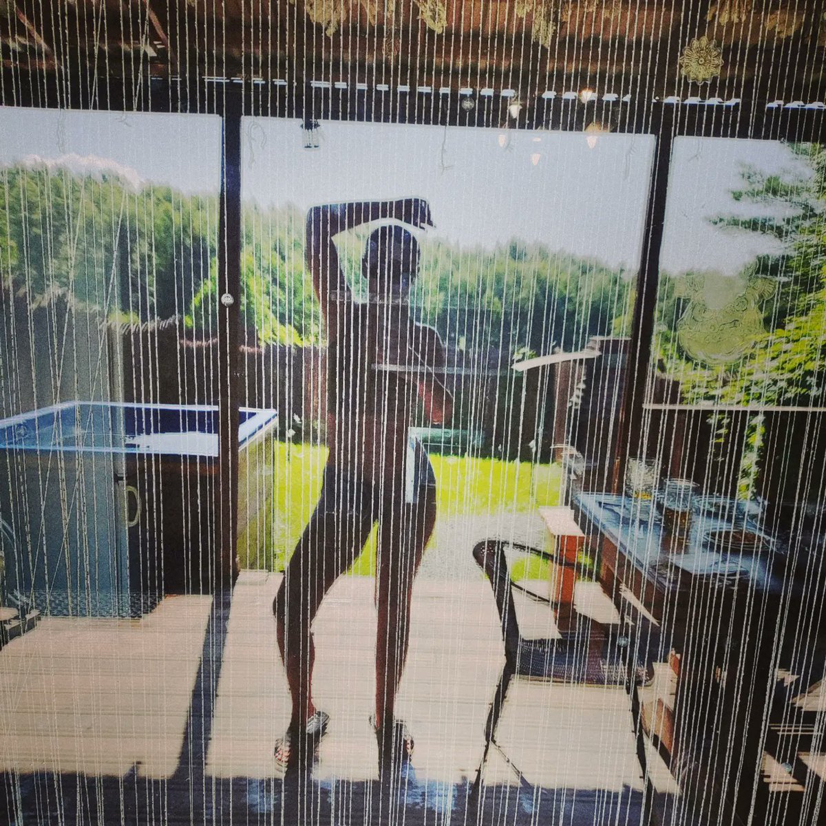 valldosantos's tweet photo. Mirror, mirror on the wall https://t.co/MEBQ6BwfVh