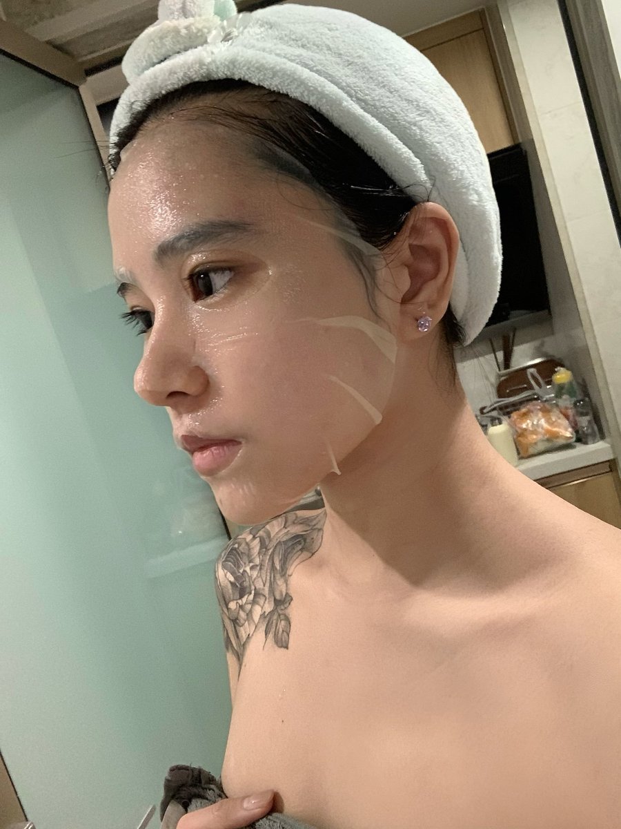 MathildeKof7's tweet photo. 咋看男生到底猛不猛呀 闺蜜买盲盒连着拆出俩口红呢 https://t.co/f49rIx9Bqm