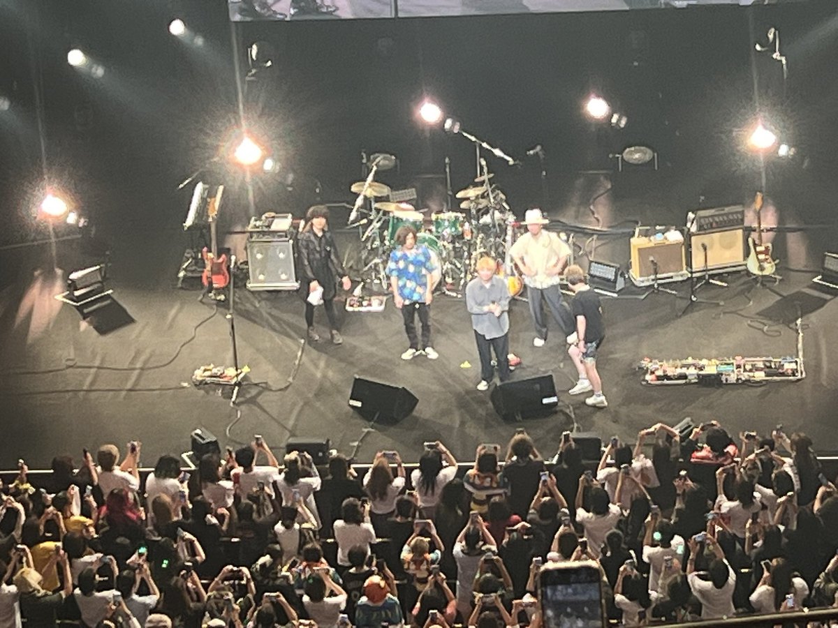 TetoteO_O's tweet photo. #クリープハイプの日 

地元で好きな人達を見れた日！
気がついたらファンクラ切れててドカ焦った。上限までｸﾚｶ使い倒すのは辞めます😭😭💦 https://t.co/iGeejGtiYj