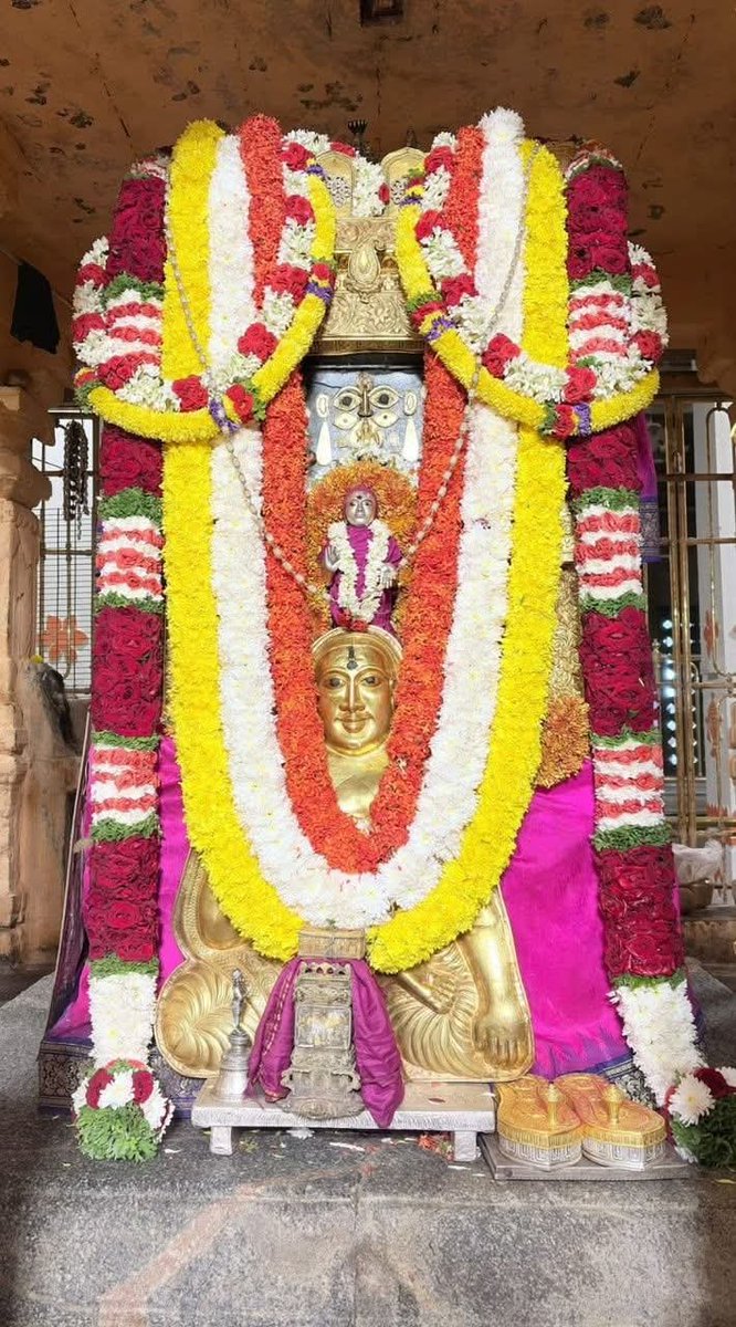 venkataraju123's tweet photo. ಓಂ ಶ್ರೀ ಗುರು ರಾಘವೇಂದ್ರಾರ್ಯ ನಮಃ 🙏🏻 https://t.co/mi2WqoPCup