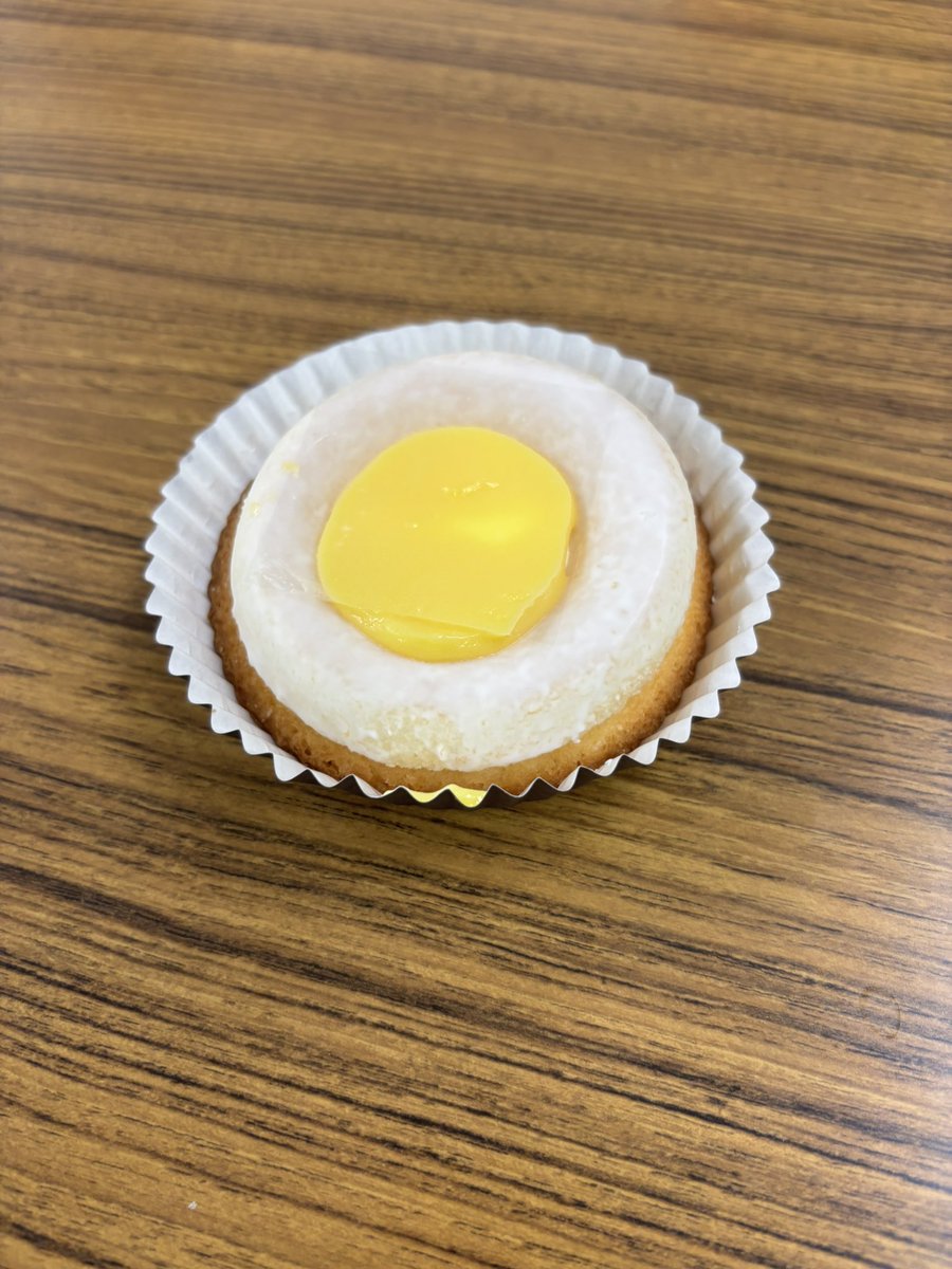 mtm1987ta's tweet photo. 他の営業所の所長から差し入れもろた
商品開発とかやってみたいな🙄 https://t.co/bHT9fsReLQ