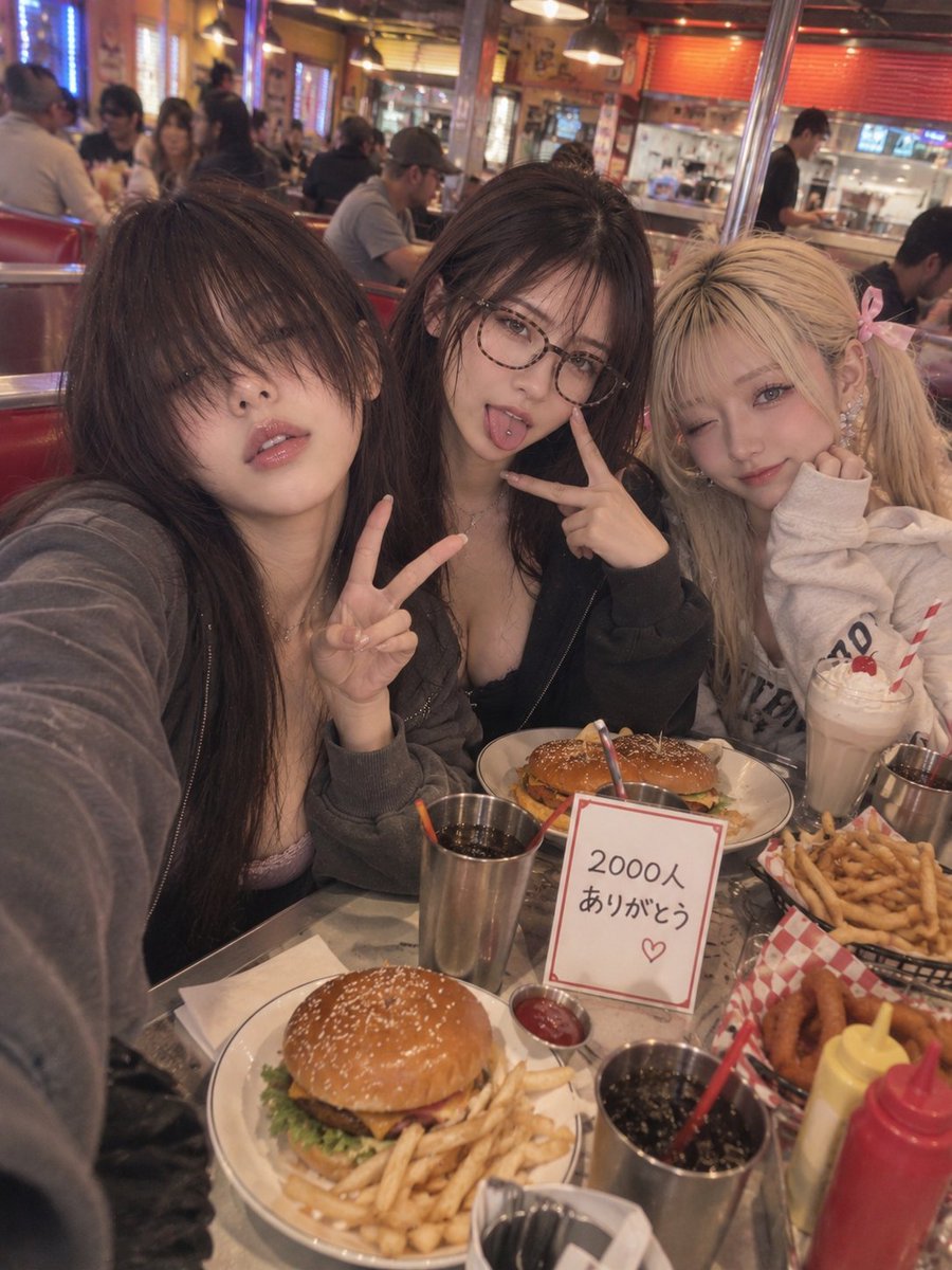kaedeka_10's tweet photo. 気付いたら2000人！！！
皆様、ありがとうございます🙇
いつも変わりのない日常ばかりですがこれからも観てください😘
これからもどうぞヨロシクです❗ https://t.co/cO7eAWgE3U