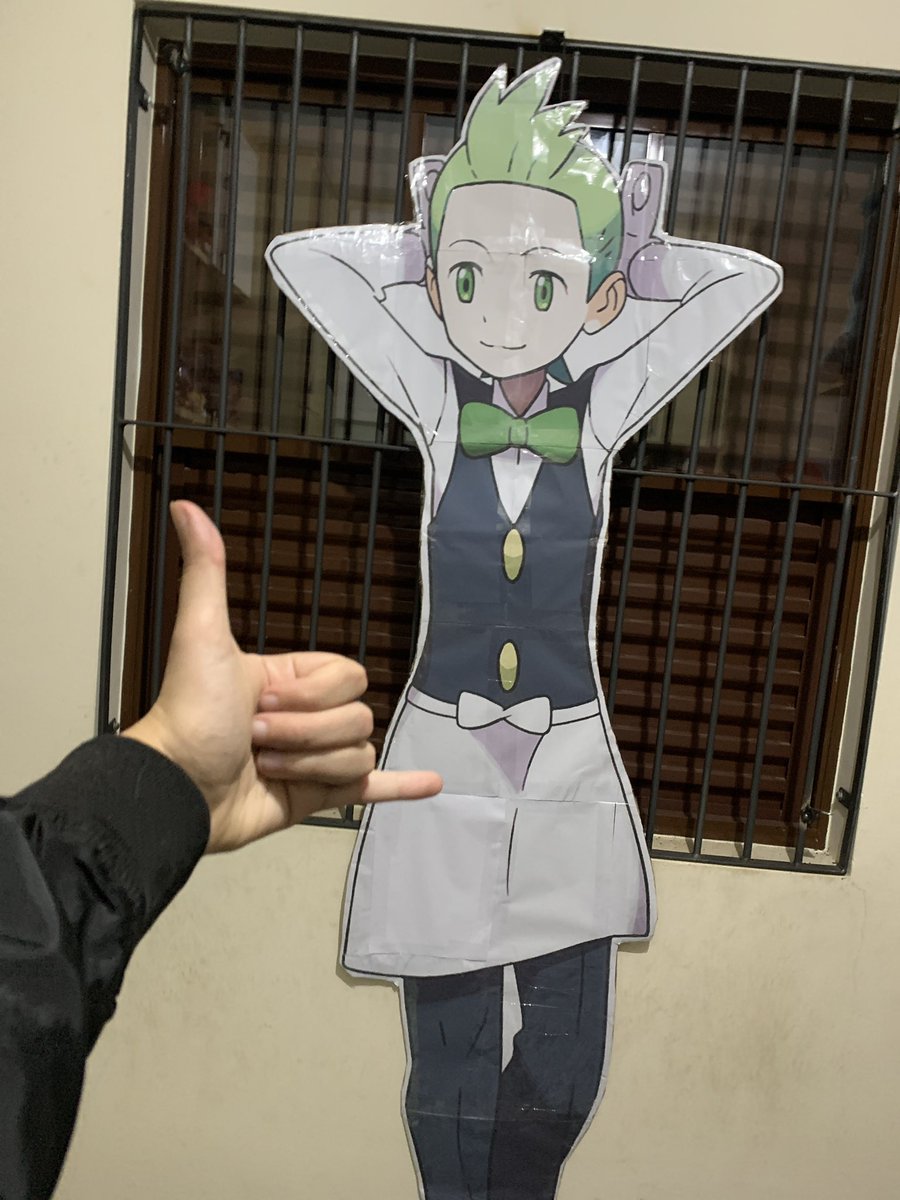 andrewfromunova's tweet photo. So I made this thing…
He’s 2 meters tall https://t.co/k2mWL7TwUV