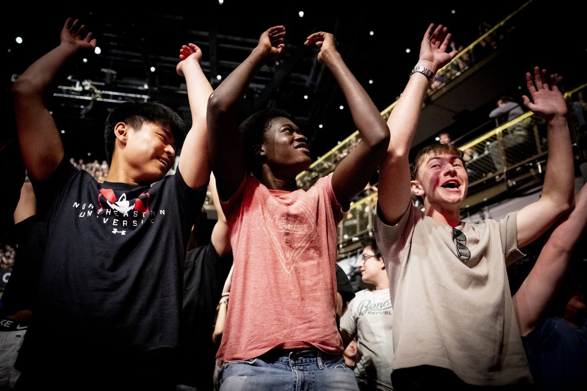 Northeastern's tweet photo. From co-ops to family legacy to Boston sports teams, #Northeastern's incoming Class of 2030 shared what brought them here — and what they're hoping to get out of it.
���� Read more: https://t.co/Mpyhoexg7E https://t.co/kVlYZFUgQ4
