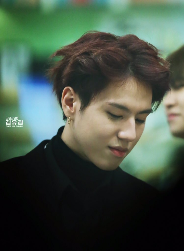 aghababe's tweet photo. 200 days till we see his silly face 
#yugyeom #유겸 https://t.co/8p9lXmcUXp