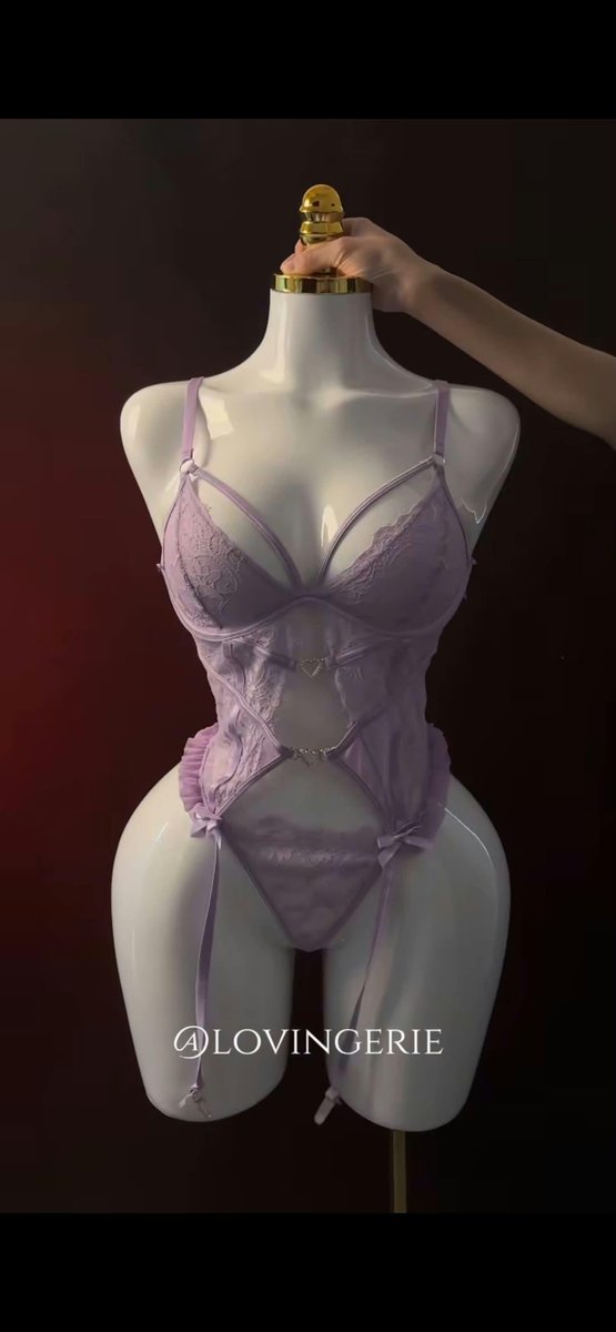 HhhHh1972834's tweet photo. Solo me falta comprarlo y buscar alguna que me lo modele en vivo 🥵 y se lo puedo quitar
#merida #yucatan #sexi #gordo https://t.co/BJMqx6VD9e