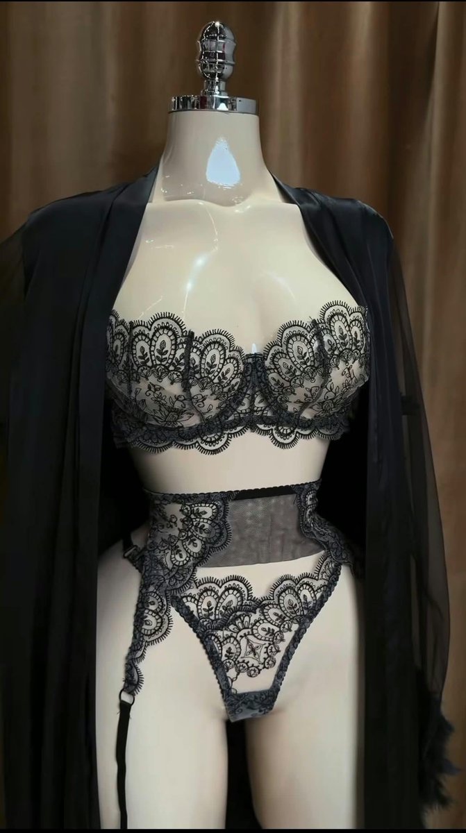 HhhHh1972834's tweet photo. Solo me falta comprarlo y buscar alguna que me lo modele en vivo 🥵 y se lo puedo quitar
#merida #yucatan #sexi #gordo https://t.co/BJMqx6VD9e