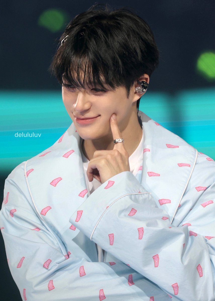 delululuv's tweet photo. 260823 엔시티드림 팬미팅 10TH ANNIVERSARY PARTY

#제노 #JENO #ジェノ
#엔시티드림 #NCTDREAM

남자아이 애교 완전 대박 https://t.co/5evqBk1lFs