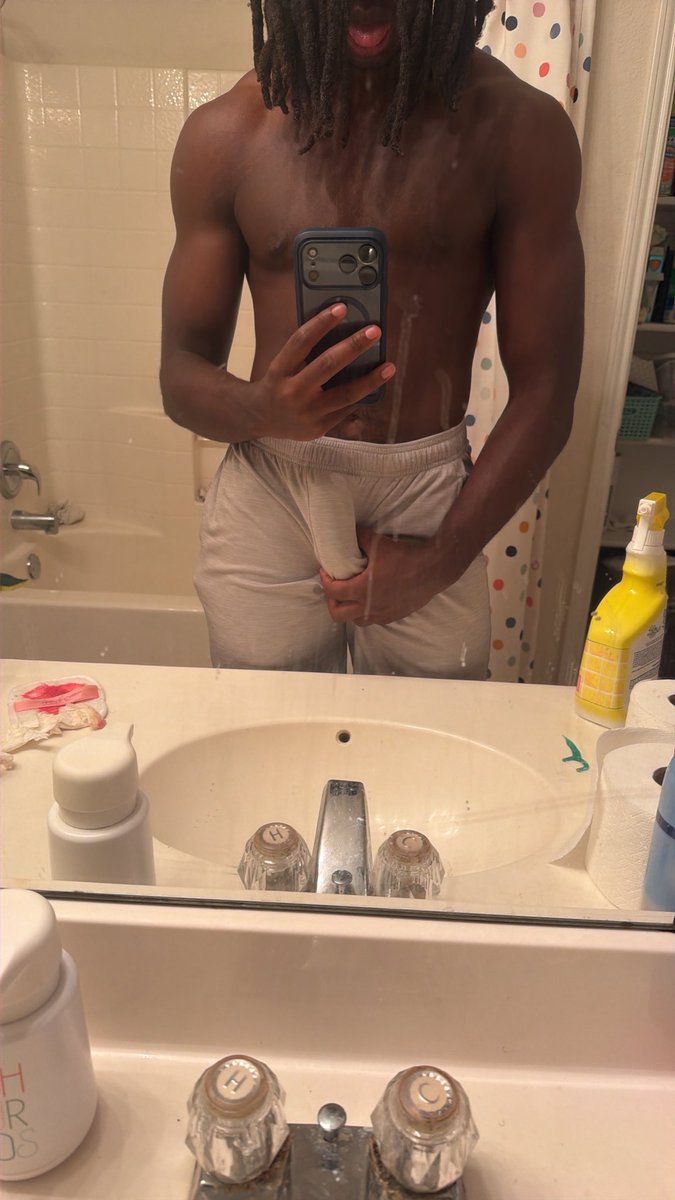 TkHkT0's tweet photo. Been awhile since i posted myself but now im here and on that timing #nsfwㅤㅤ #horny #nsfwtwt https://t.co/CDvYAVd7Sv