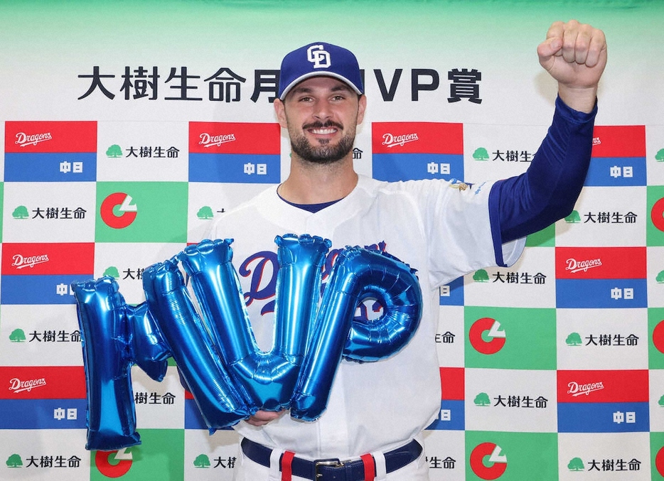 gnomotoke's tweet photo. 中日　マラーが月間MVP選出「光栄ですし、うれしい」（スポニチアネックス）-Yahoo!ニュース https://t.co/eILfhXM9Ng

セ、パ両リーグは9日、8月度の「大樹生命月間MVP賞」を発表し、中日のカイル・マラー投手（28）が選出された。 https://t.co/tX2vfaDjqc