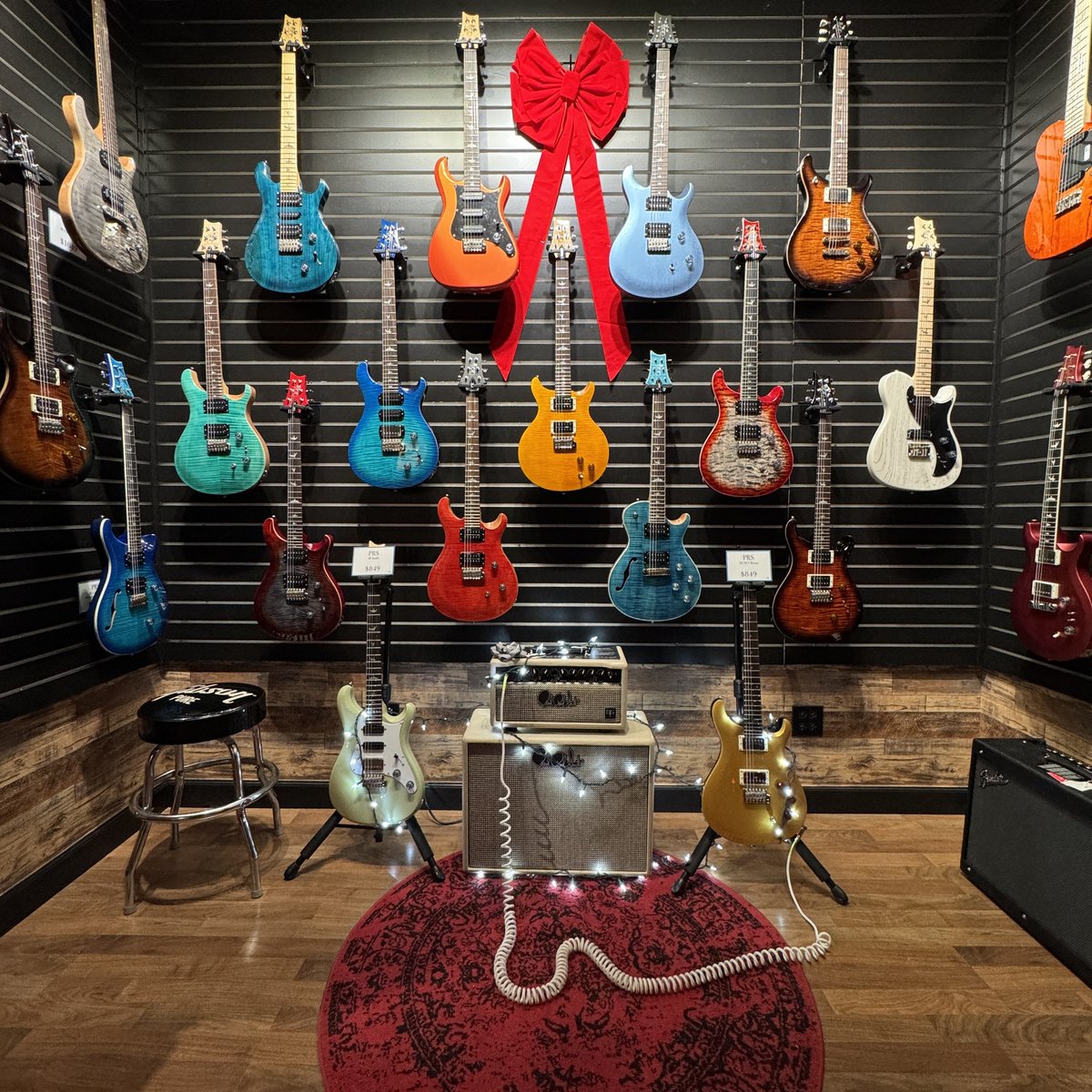 MargaretButix's tweet photo. Out today? Stop by and pick up a great guitar, piano, or keyboard this Black Friday so you have something to play during tomorrow’s storm! We’re here until 5. https://t.co/QX0eBFEpaP