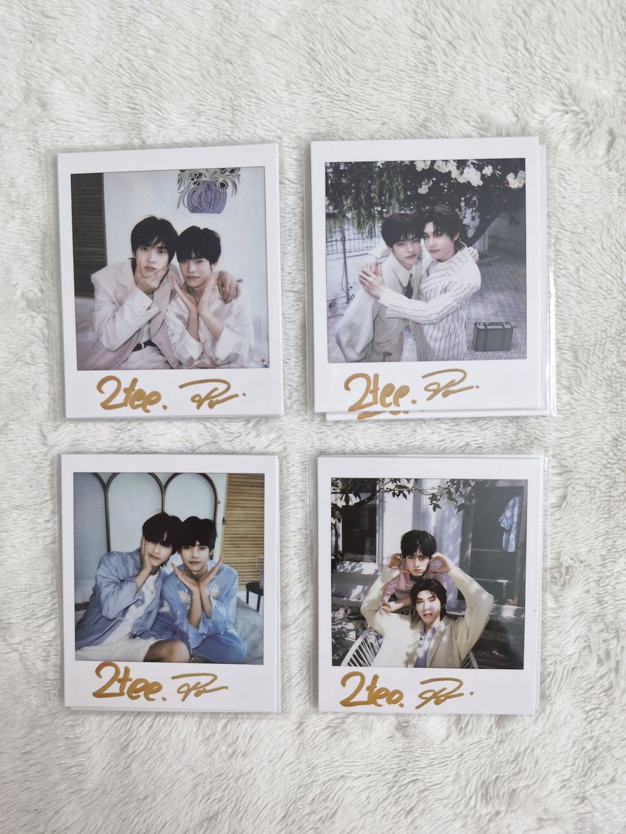 pptt2917's tweet photo. พร้อมส่ง Mingle xTeeTeePor 🐶🐻‍❄️

นิตยสาร 60/1 
โพลารอยด์ 60/1 
การ์ดคู่ 100/1  
การ์ดเดี่ยว 130/1
โปสเตอร์ 60/1

📮 ค่าส่ง 40.-  

📌สนใจ | สอบถาม dm 💬
#ตลาดนัดตี๋ตี๋ป๋อ #ตลาดนัดดูมันดิ #ตลาดนัดดมด #ตลาดนัดdmd #teeteepor https://t.co/EDDcHaCoCU