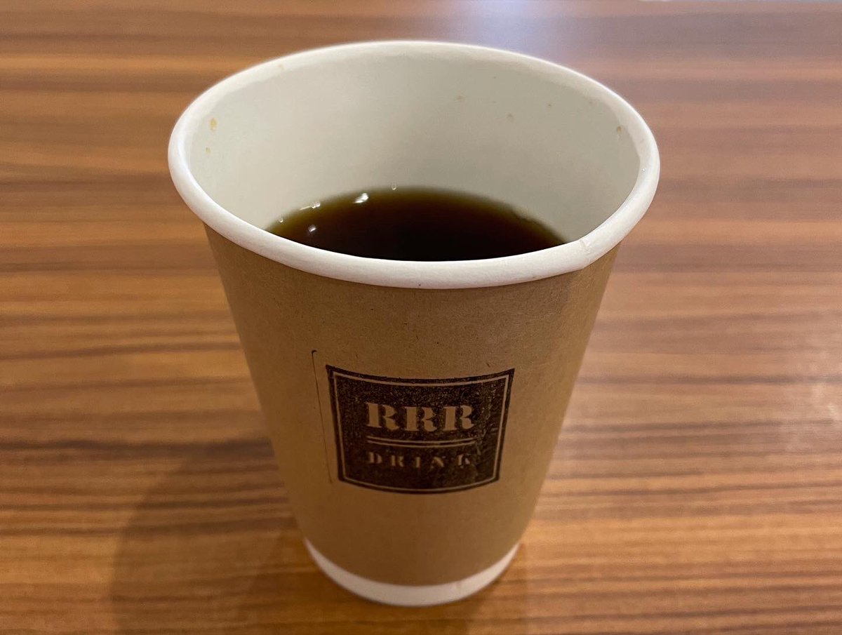 RRRetment's tweet photo. こんにちはRRRドリンクです♪
本日ご紹介するドリンクはホットコーヒーです☕︎
これからの季節に向けて暖かいドリンクはいかがですか？
皆様のお越し心よりお待ちしております♪
#飯塚市
#本町商店街
#カフェ
#ホットコーヒー
#ホットク https://t.co/jRbKZMmFPN