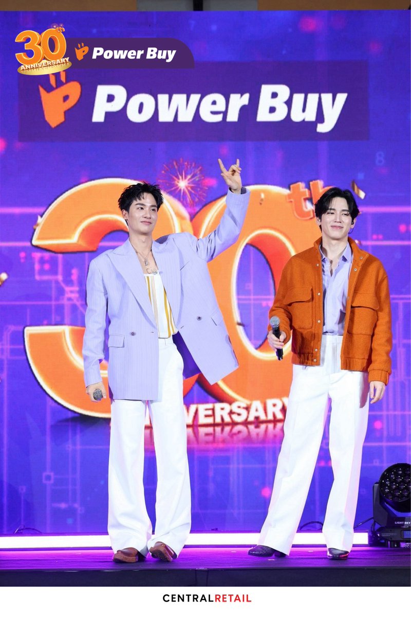 Power_Buy's tweet photo. วันนี้ปะป๊ากับพ่อพ่อหล่อมากกกก🐋🐻‍❄️ ฟินมากกก💜🧡

🎉 Power Buy ฉลองครบรอบ 30 ปี แบบจัดเต็ม🥳

#30ป��PowerBuy
#PowerBuy30thXTayNew
#PowerBuy
#PowerDealsPowerUpYourLife https://t.co/dVGkNR422J