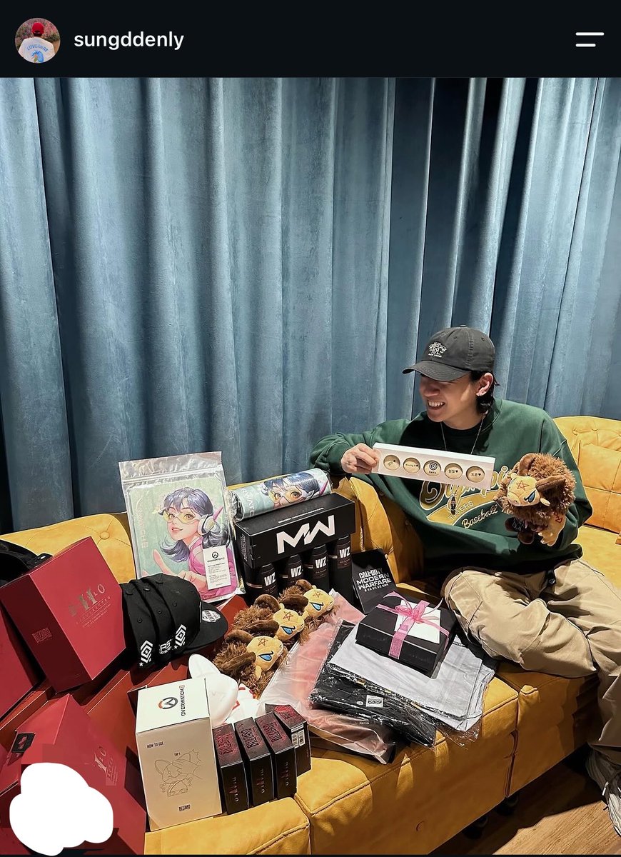 etc_kiss's tweet photo. 곰영 이 미친 https://t.co/SMgtdQLqZr