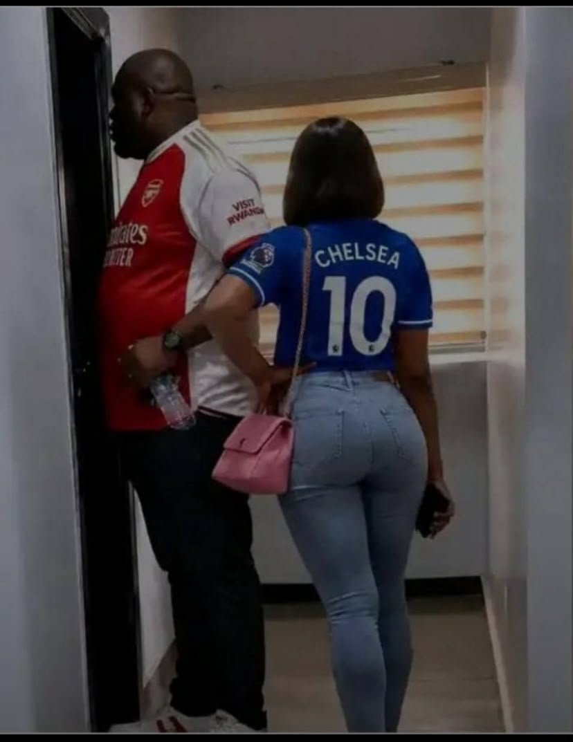 abraham_ki55264's tweet photo. @RodinSimi Deluded Chelsea fan Arsenal enjoy you both in and out 😁 https://t.co/SQGO9j2f6z