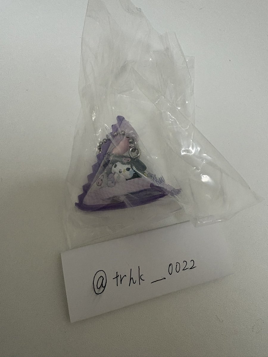 trhk___0022's tweet photo. @maa_woo17 検索より失礼致します。
当方クロミ所持しております。
シナモロールとの交換可能でしょうか？ https://t.co/ntswvh7V9b