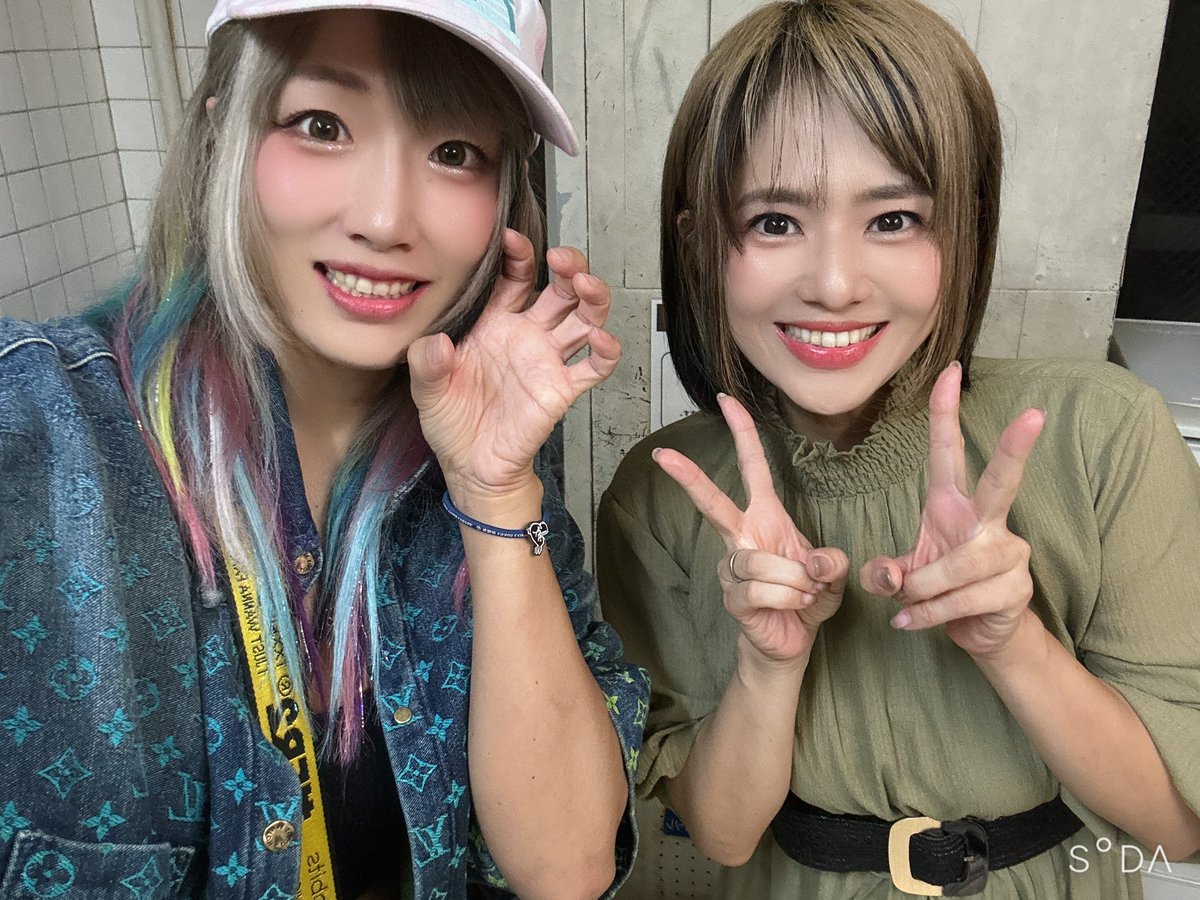 unapi0902's tweet photo. 会いたかった
蒼井そらぎゃん🦖🔥
可愛かったし
大人の色気だった😭

またどこかで会えたらいいなぁ🦖🔥 https://t.co/oSA3sse7Qw