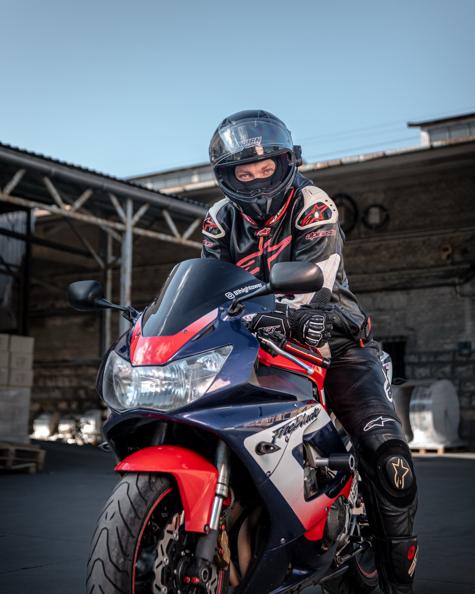 _S4's tweet photo. The motorcyclist paradox: you control a bike at 300 km/h with the same hands that drop your phone on your face. Don’t ask—follow. https://t.co/L7WLavY4lf