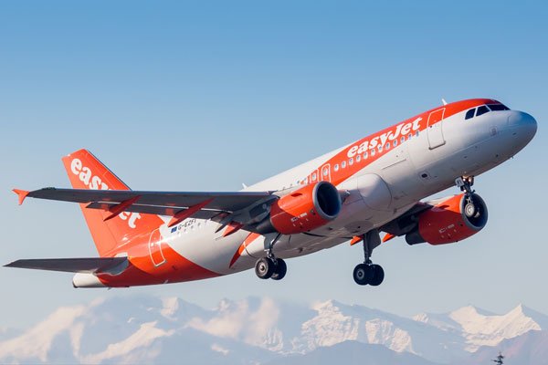 SeanM1997's tweet photo. NEW ROUTE

easyJet - Manchester to Southampton. Flights start 4 December 2026

EZY723 MAN 1155-1255 SOU (Fri)
EZY723 MAN 1355-1455 SOU (Mon)

EZY724 SOU 1325-1425 MAN (Fri)
EZY724 SOU 1530-1630 MAN (Mon) https://t.co/mZ2uhAdGgV