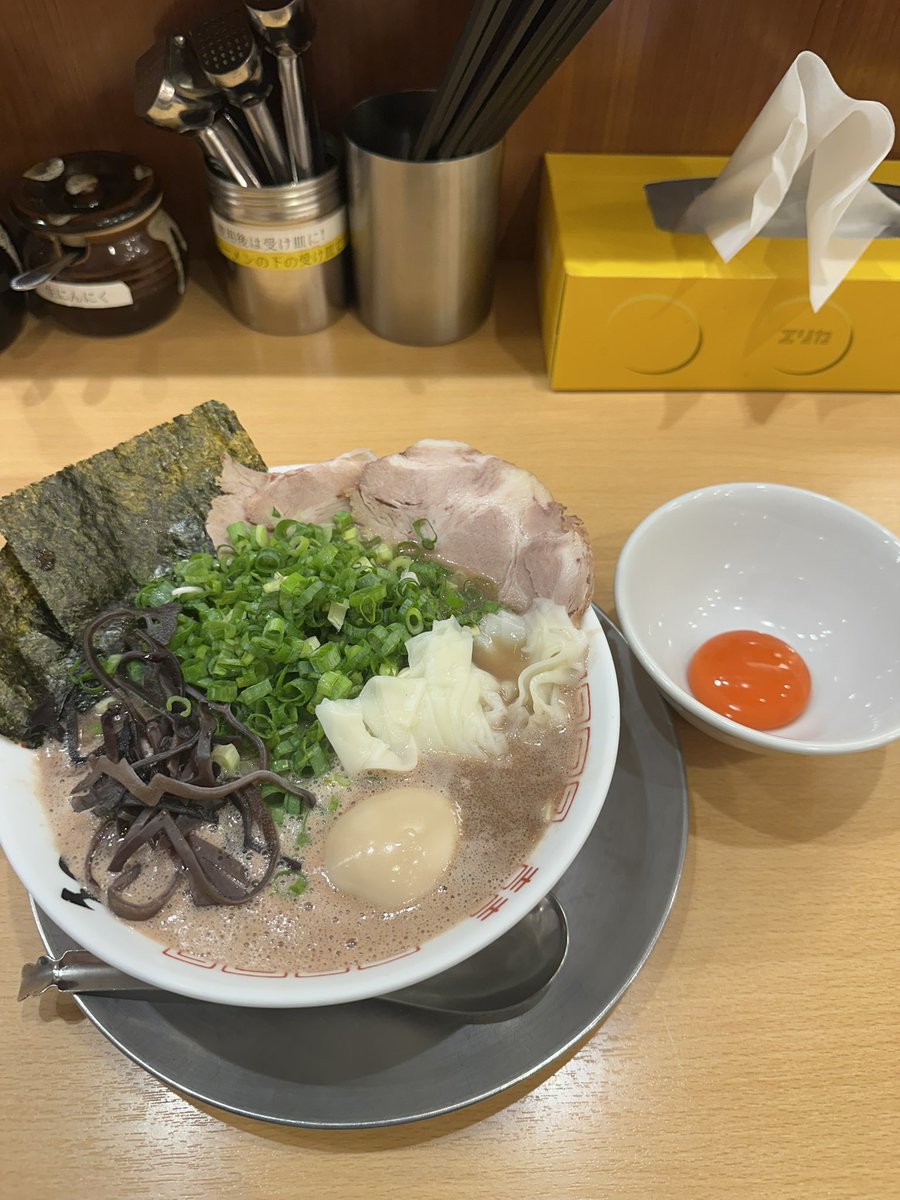 page1_ramen's tweet photo. 博多ラーメン　和　8/24 この日確か14%超えだったような、、最高でした。 https://t.co/btjHvOVO0J