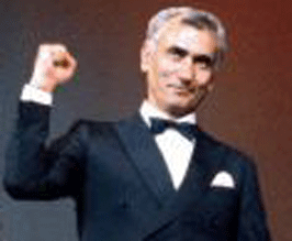 PDevrimciDurus2's tweet photo. 9 Eylül 1984: Türkiye sanat-sinema tarihine damgasını vuran devrimci sanatçı #YılmazGüney yaşamını yitirdi.
https://t.co/RoDWSq0PH3 https://t.co/GrMO1WEuz5